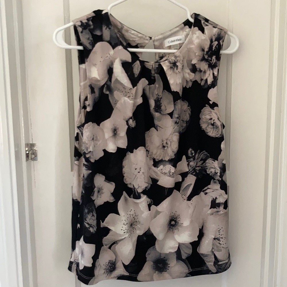 Calvin Klein Professional Top